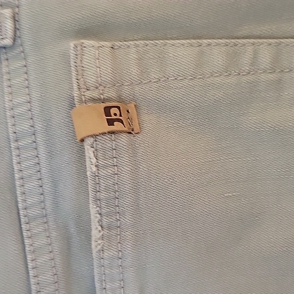 JOE'S JEANS RIPPED AND FRAYED - Picture 3 of 14